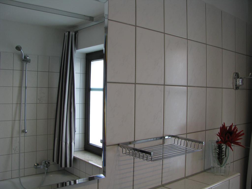 Apartments - Lehmanns Ferienwohnungen Обервиезентал Екстериор снимка